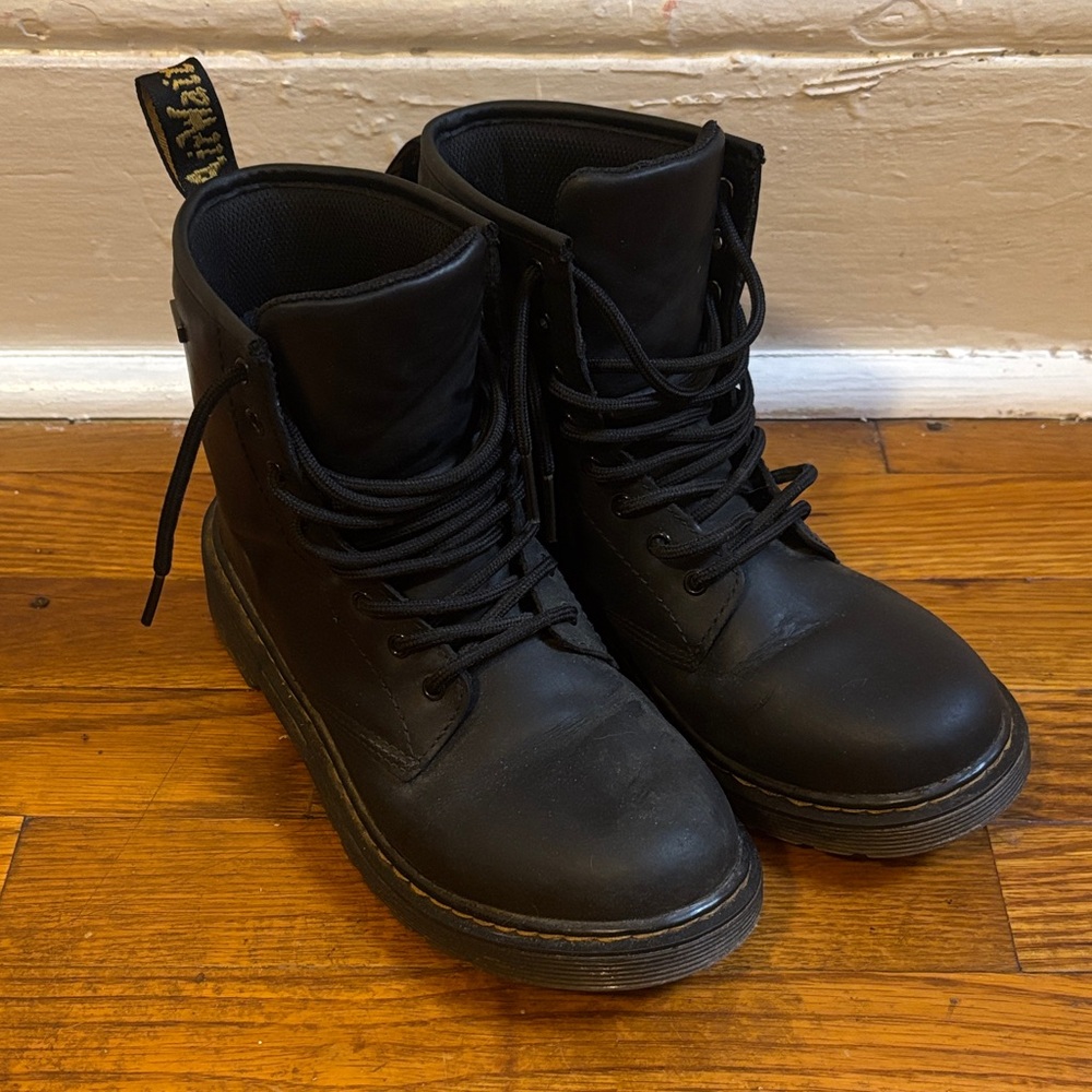 Dr. Martens Kids 1460 Waterproof Leather Boots